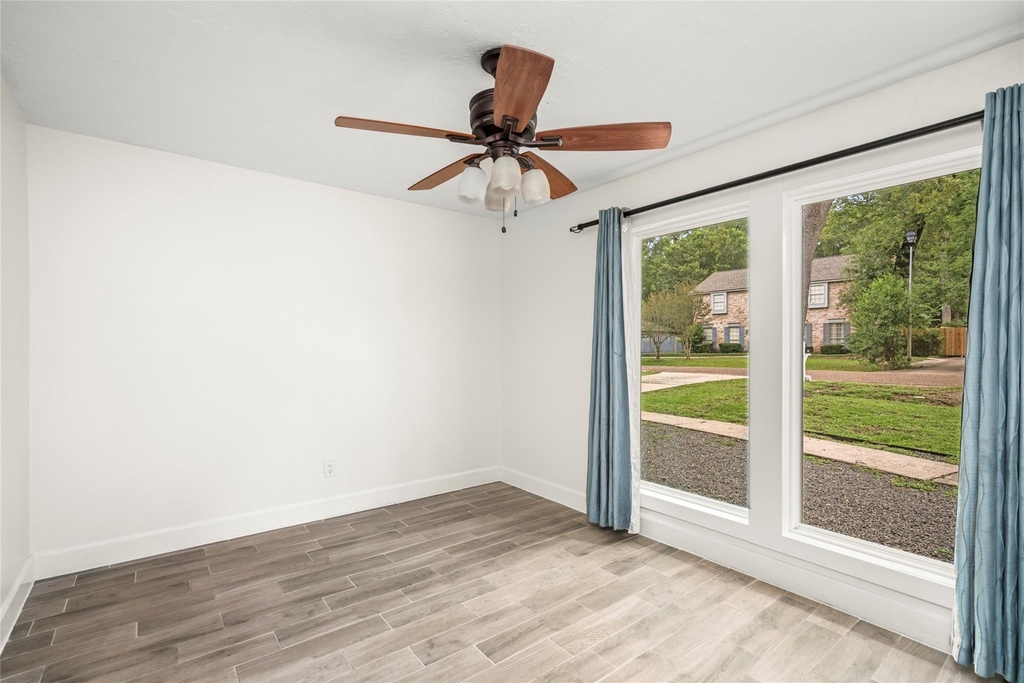 560 Landfall Lane - Photo 24