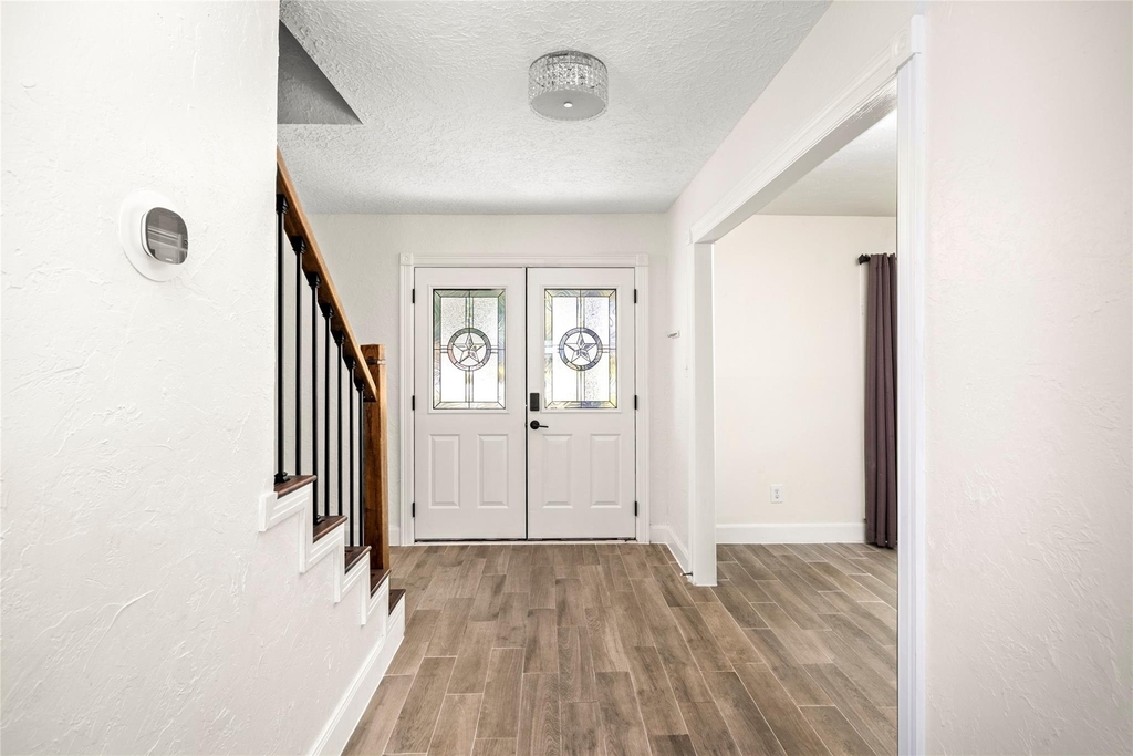 560 Landfall Lane - Photo 9