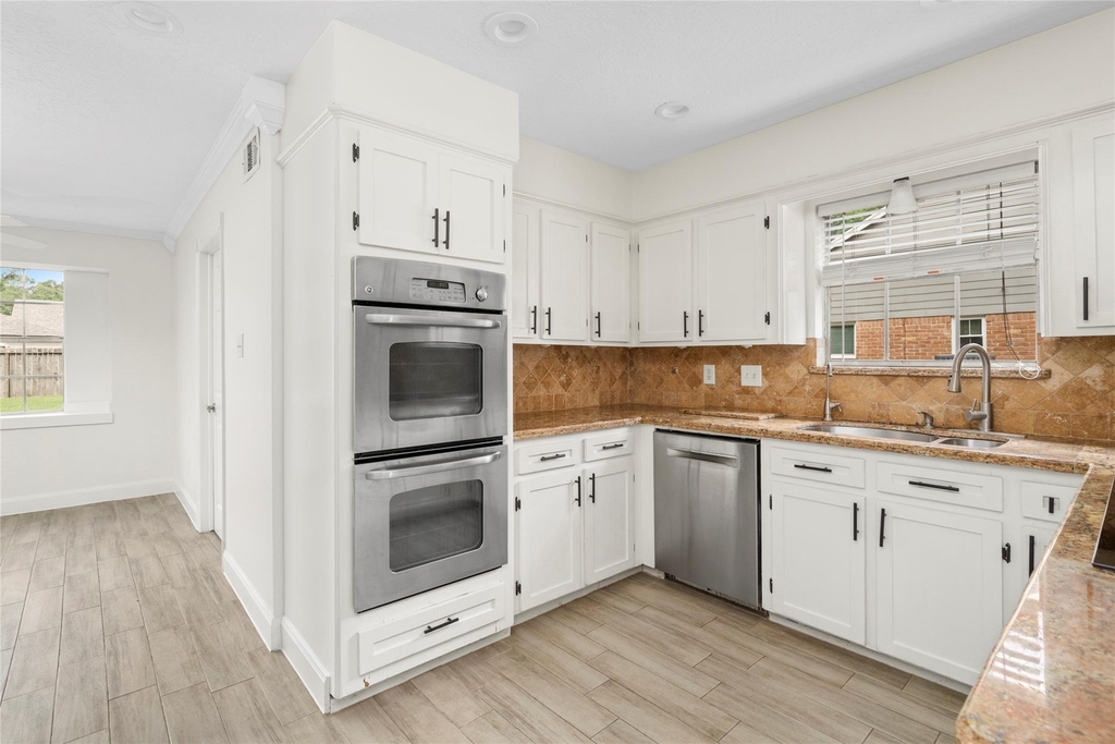 560 Landfall Lane - Photo 20