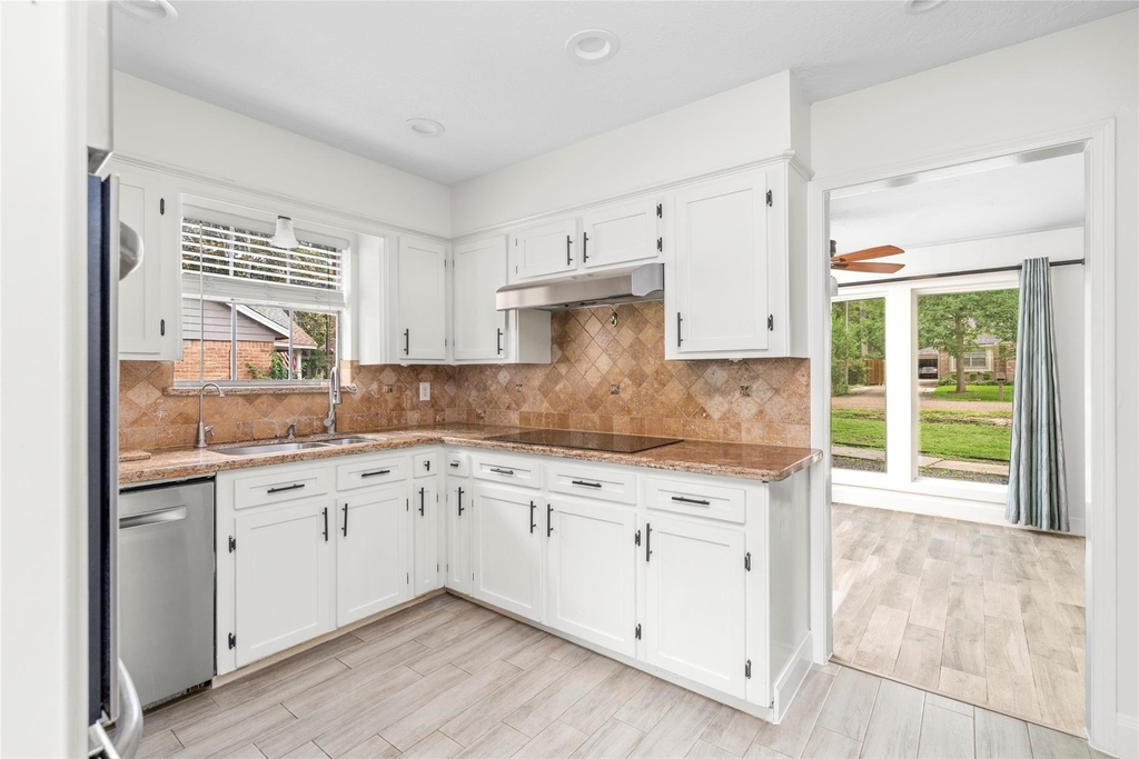 560 Landfall Lane - Photo 22