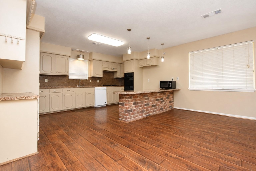 5723 Fm 2100 Road - Photo 9