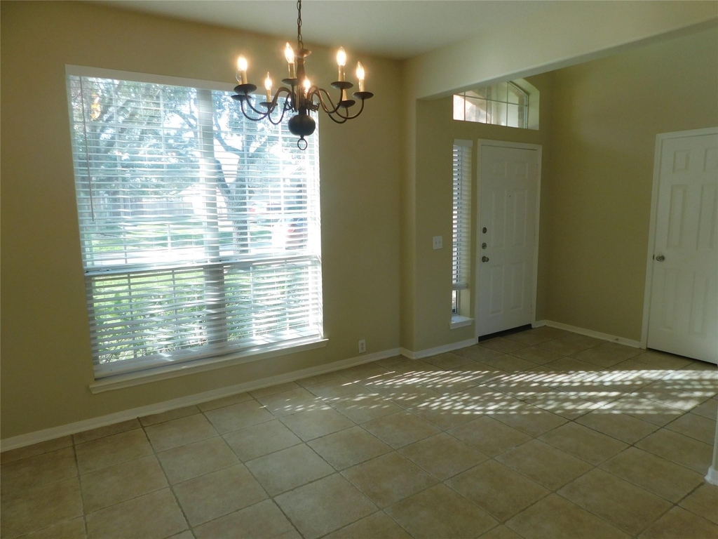 2511 Sunlight Lane - Photo 6