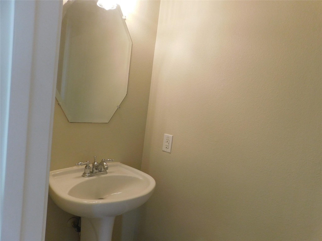 2511 Sunlight Lane - Photo 8