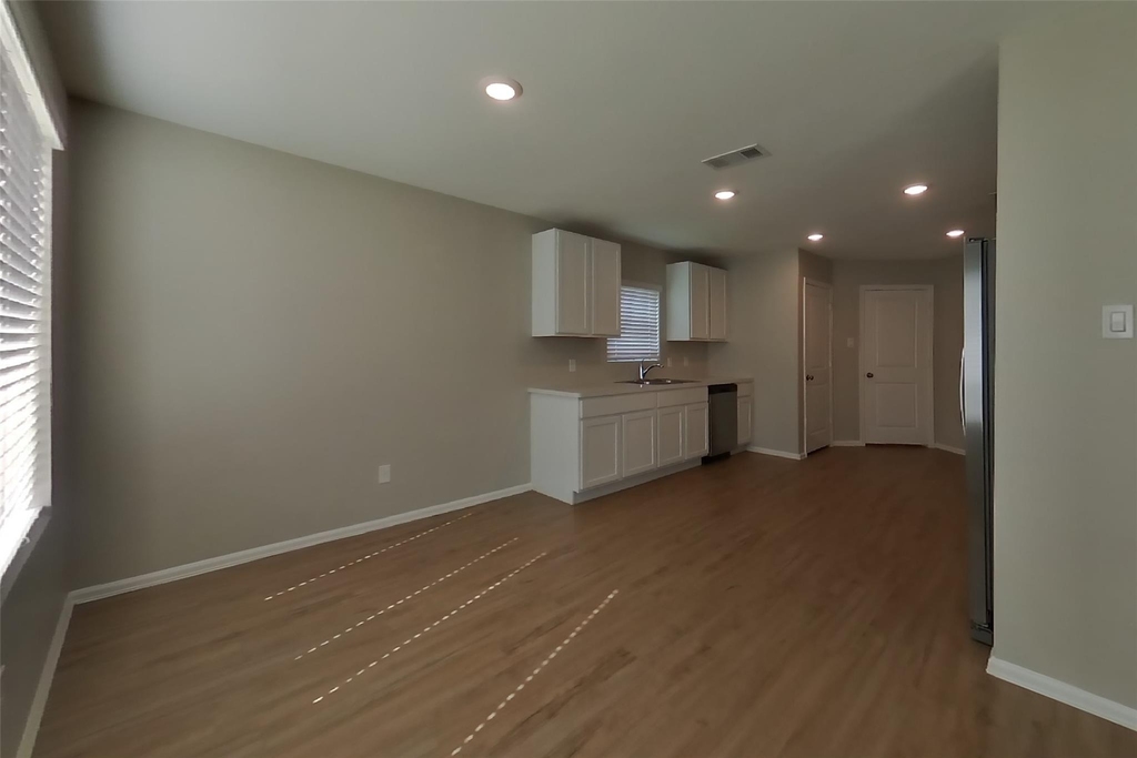 18613 Rosehill Prairie Drive - Photo 4
