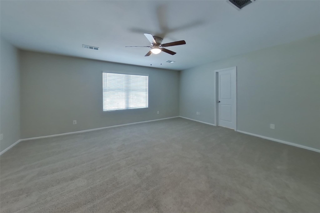 18613 Rosehill Prairie Drive - Photo 10