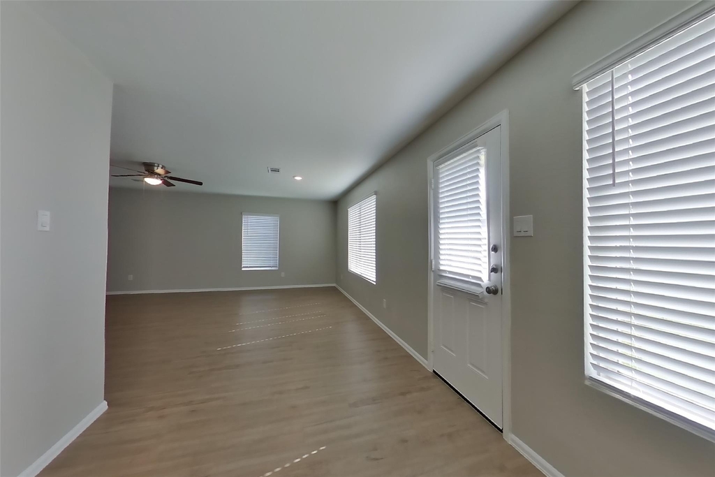 18613 Rosehill Prairie Drive - Photo 5