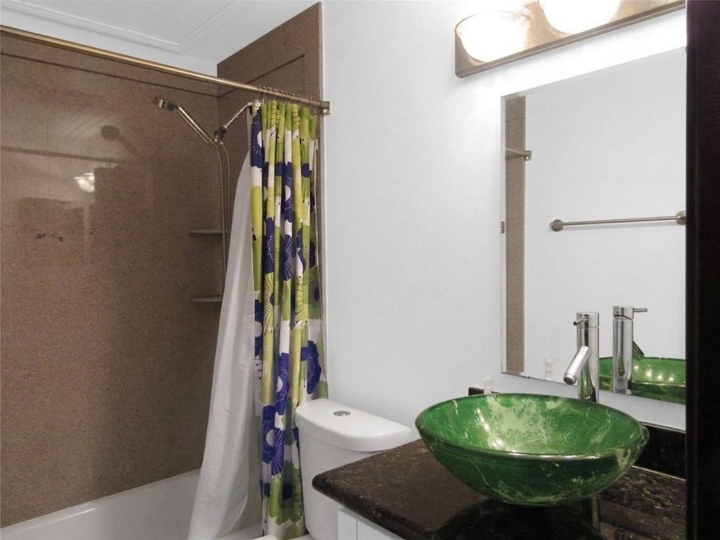 2300 Augusta Drive - Photo 8