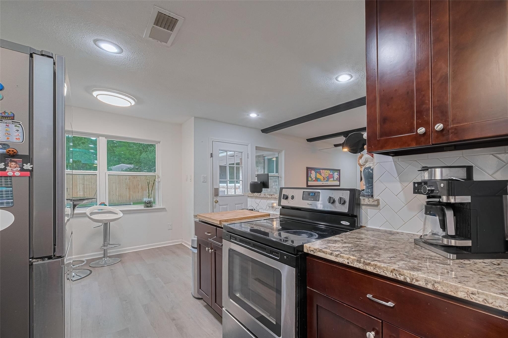 12602 Westleigh Drive - Photo 8