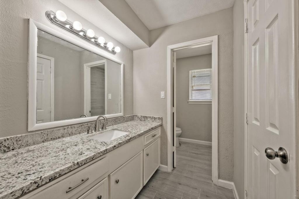 23906 Spring Towne Drive - Photo 12