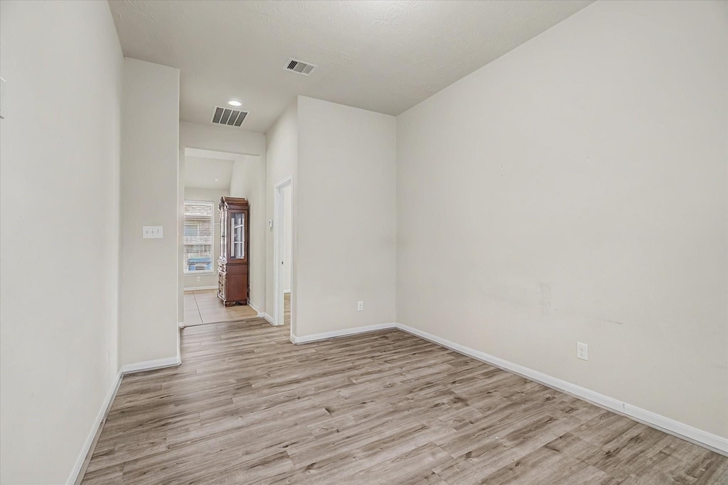 3834 Raintree Village Drive - Photo 12
