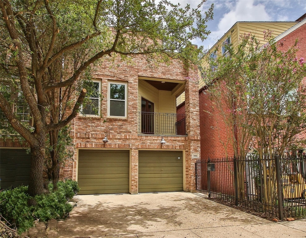 5006 Blossom Street - Photo 0