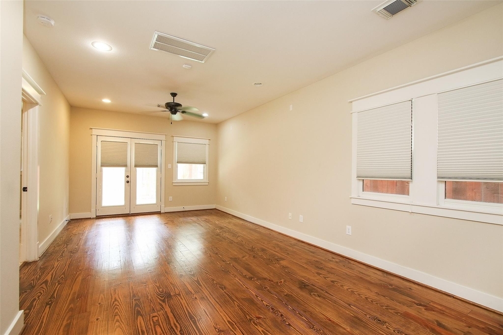 5006 Blossom Street - Photo 6