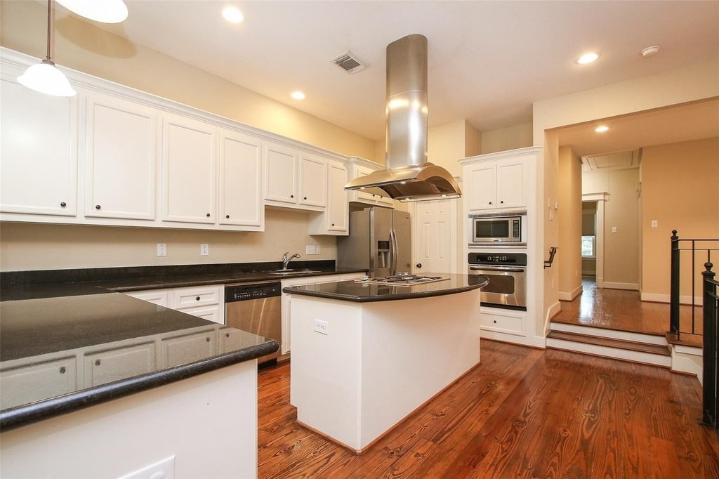 5006 Blossom Street - Photo 17