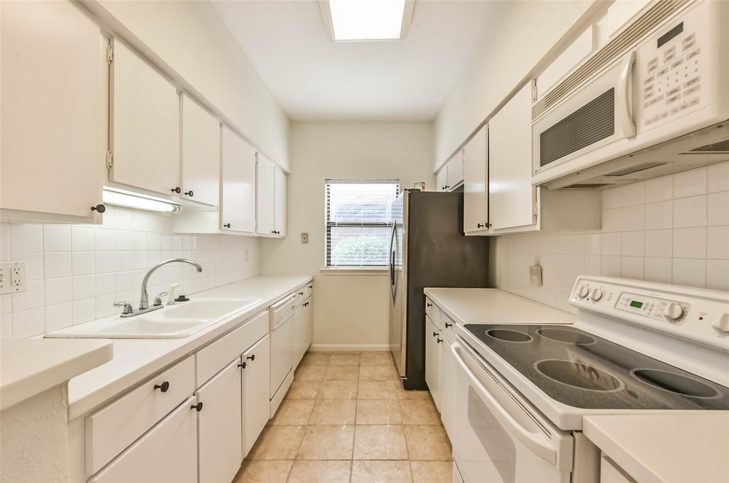 1201 Mcduffie Street - Photo 8
