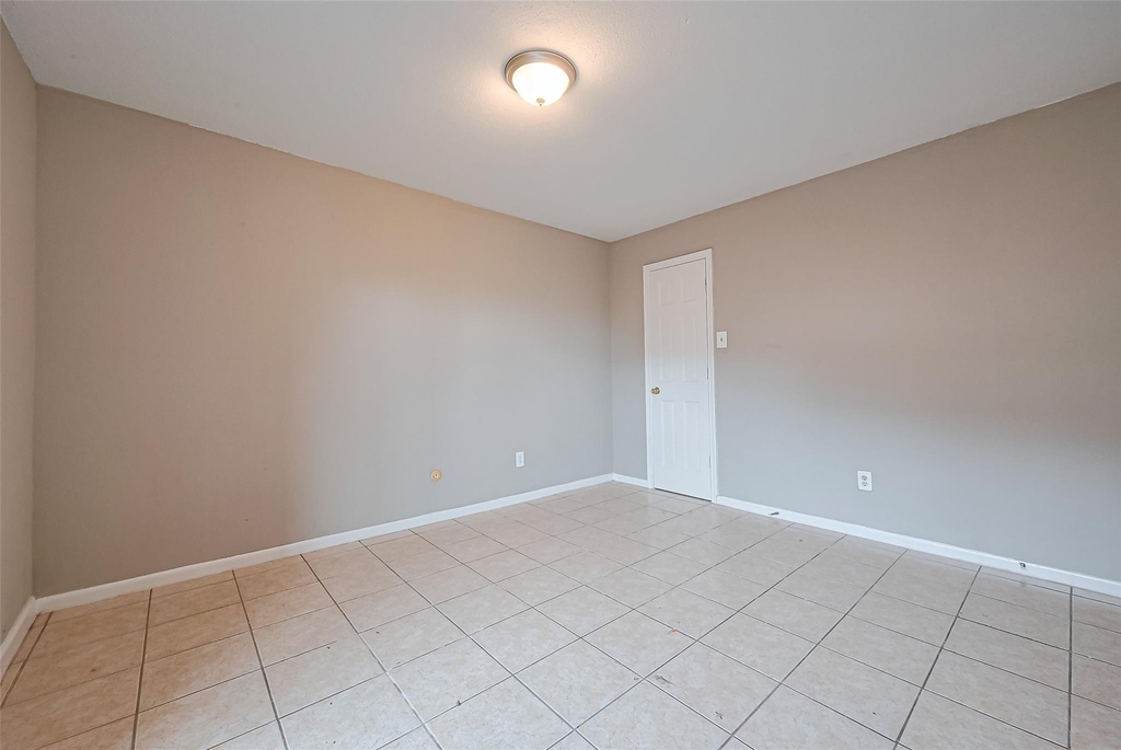 9090 S Braeswood Boulevard - Photo 28