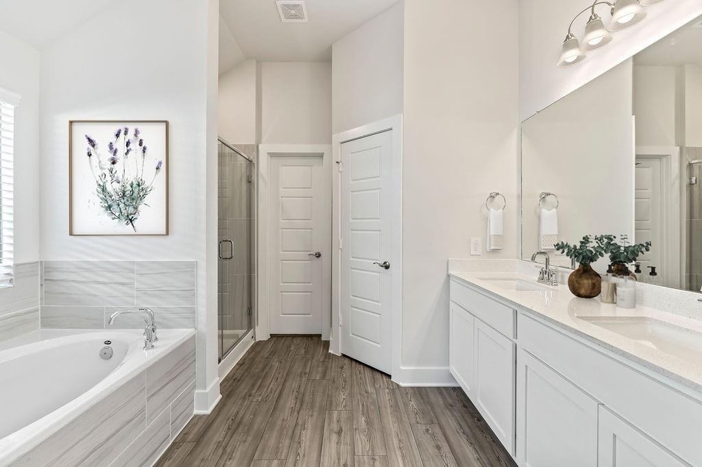 9903 Silverling Court - Photo 14