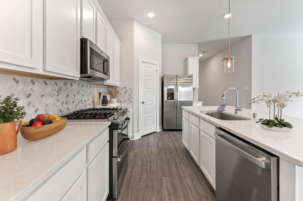 9903 Silverling Court - Photo 10