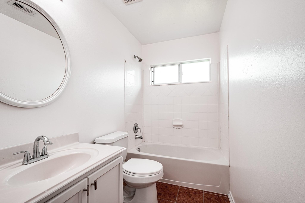 4435 Crossvine Avenue - Photo 15
