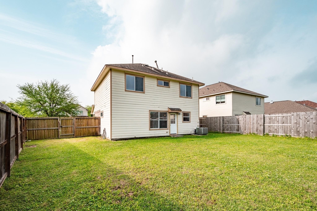 4435 Crossvine Avenue - Photo 18