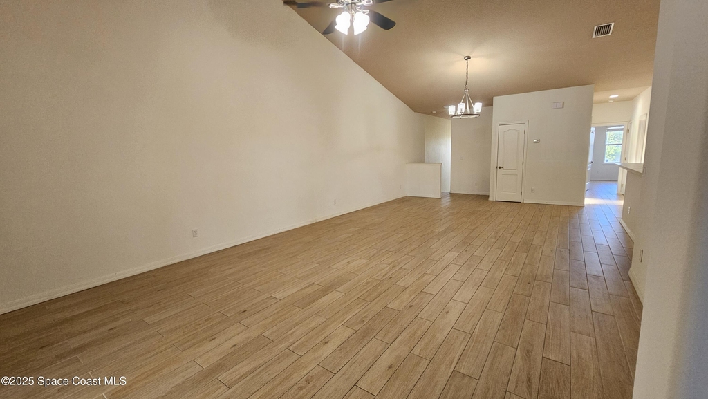 1020 Venetian Drive - Photo 8