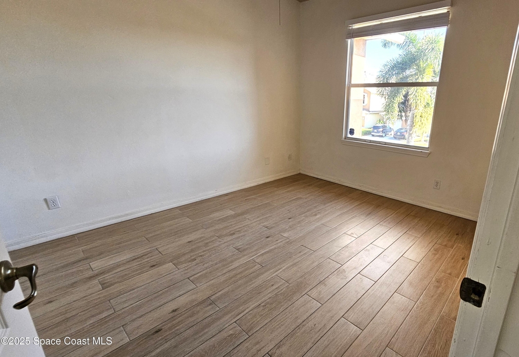 1020 Venetian Drive - Photo 5