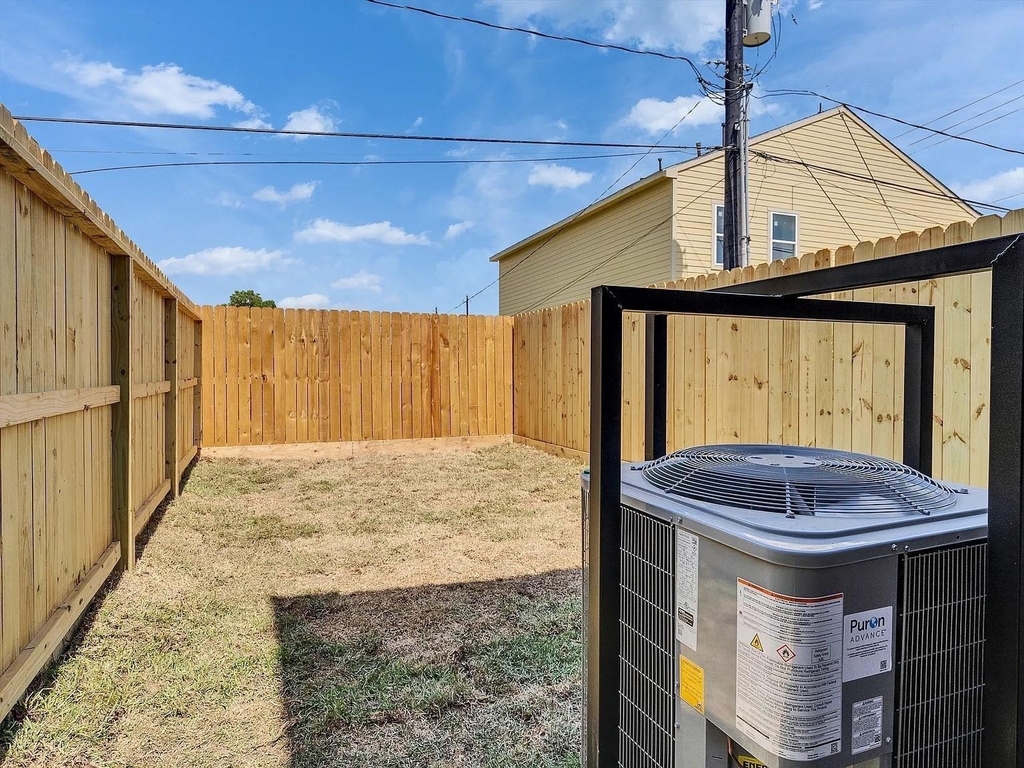 8415 Mahalia Drive - Photo 4