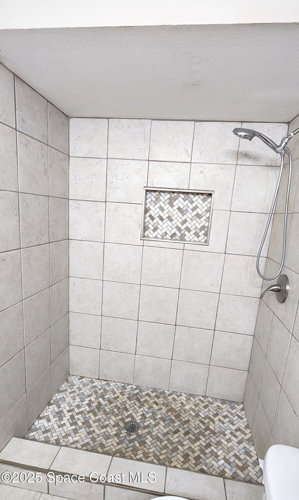 5901 Aires Avenue - Photo 15