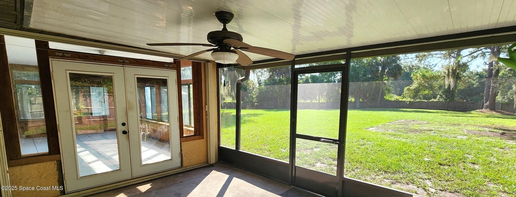 5901 Aires Avenue - Photo 19