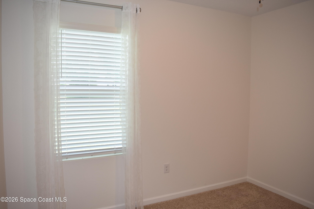 1579 Rachel Avenue Se - Photo 13