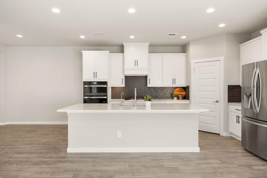 3815 Favor Forest Court - Photo 4