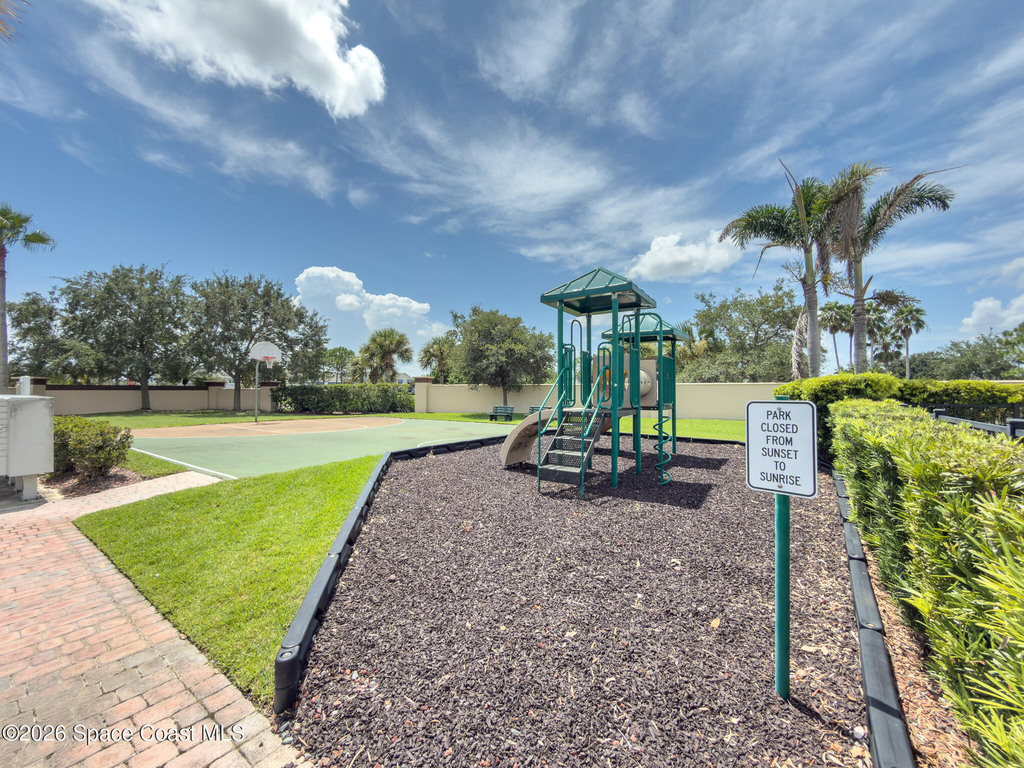 5748 Tamarac Drive - Photo 43