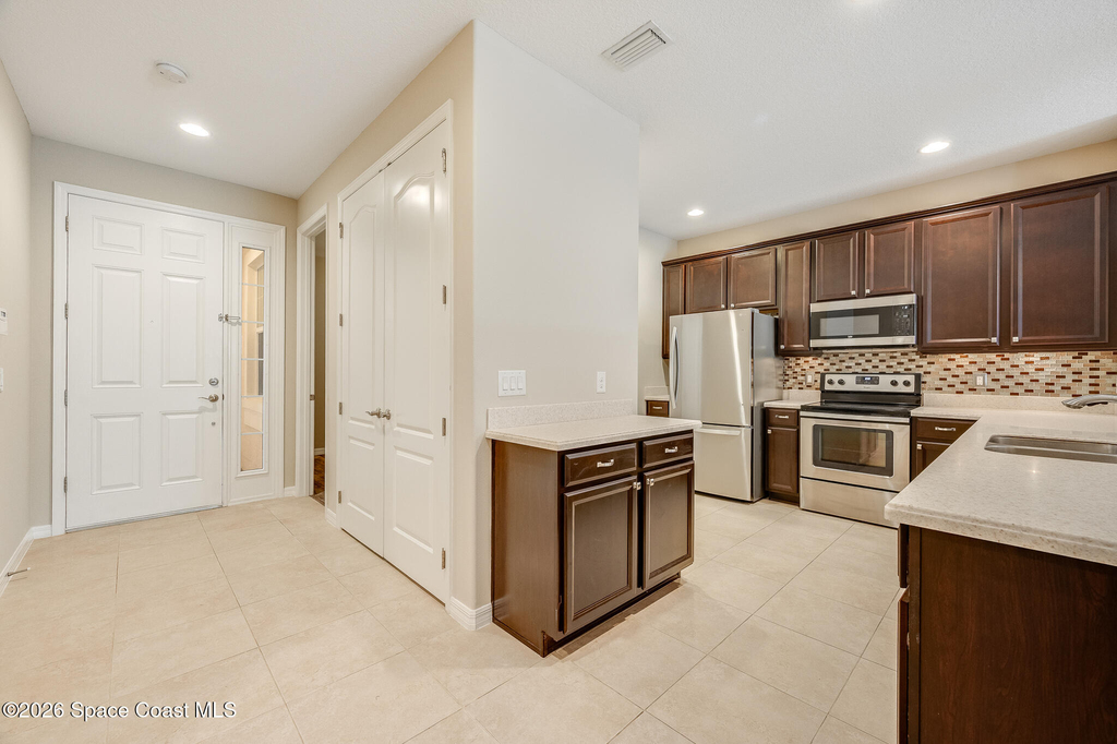 5748 Tamarac Drive - Photo 7