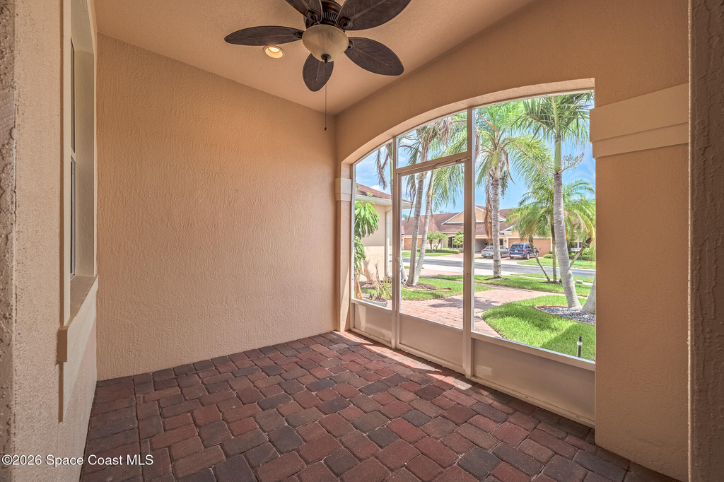 5748 Tamarac Drive - Photo 4
