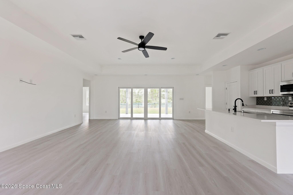 746 Harriet Avenue Sw - Photo 3