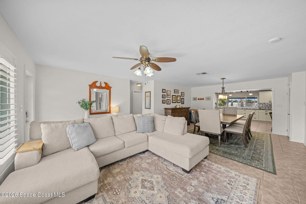 121 Algonquin Terrace - Photo 8