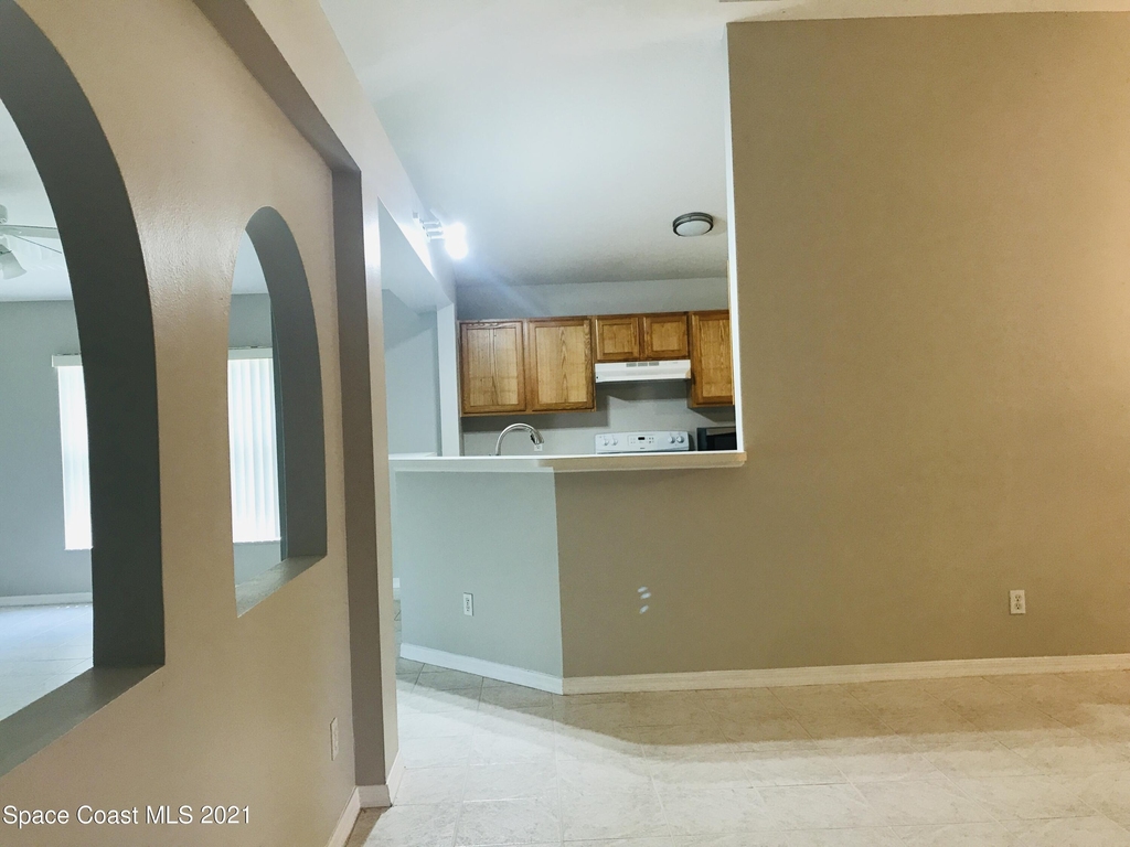 2205 Myla Lane - Photo 9