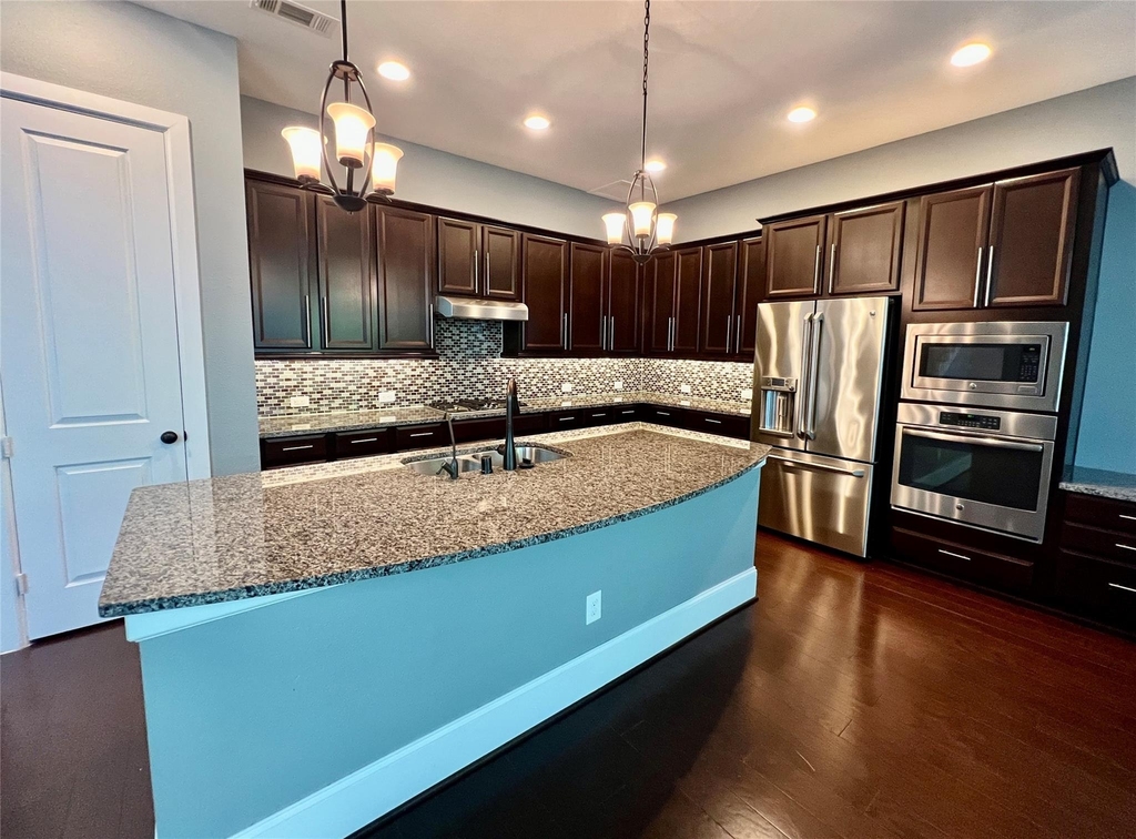 8832 Ashbloom Lane - Photo 8