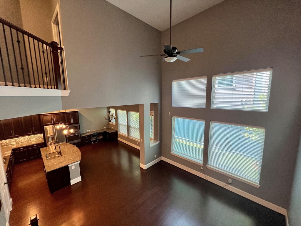 8832 Ashbloom Lane - Photo 4
