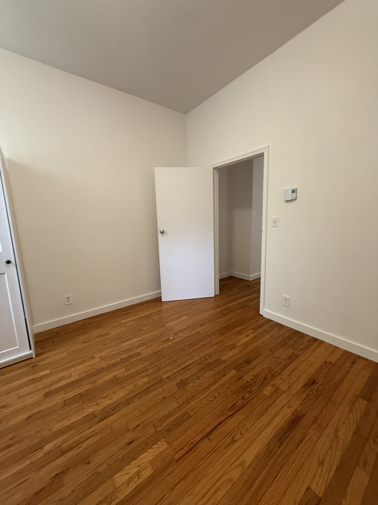 1399 Greene Avenue - Photo 6