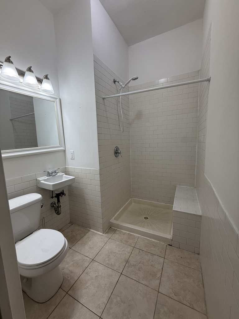 1399 Greene Avenue - Photo 7