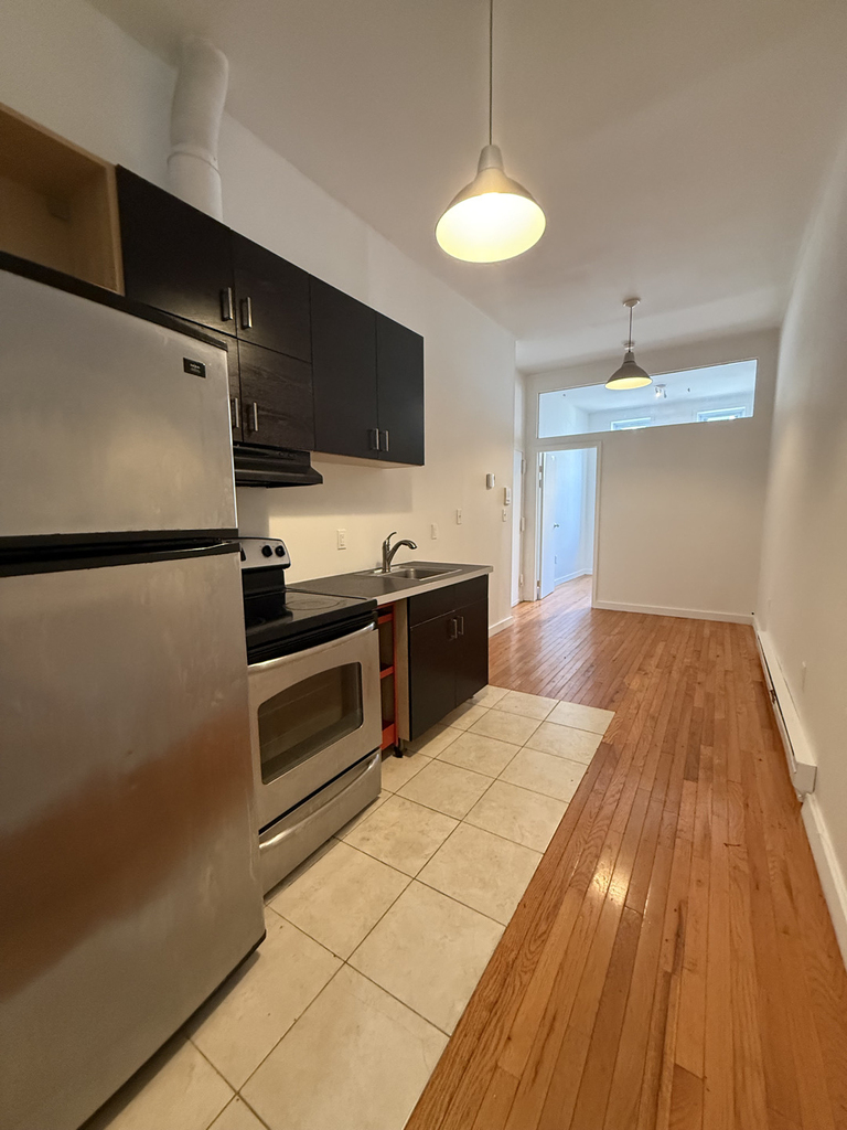 1399 Greene Avenue - Photo 5