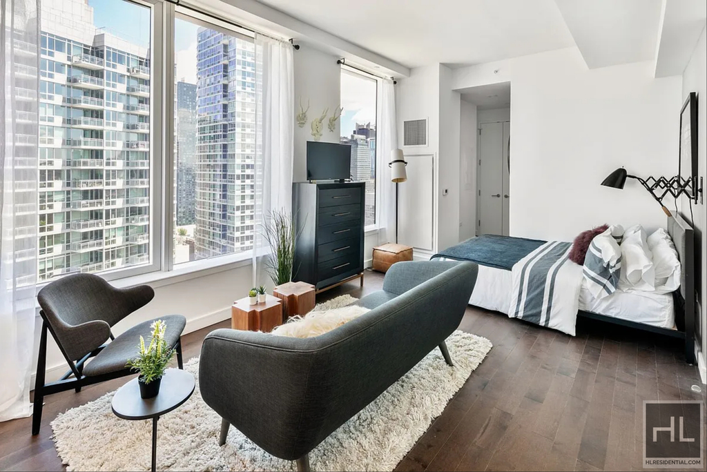 West 36 Street - Photo 0
