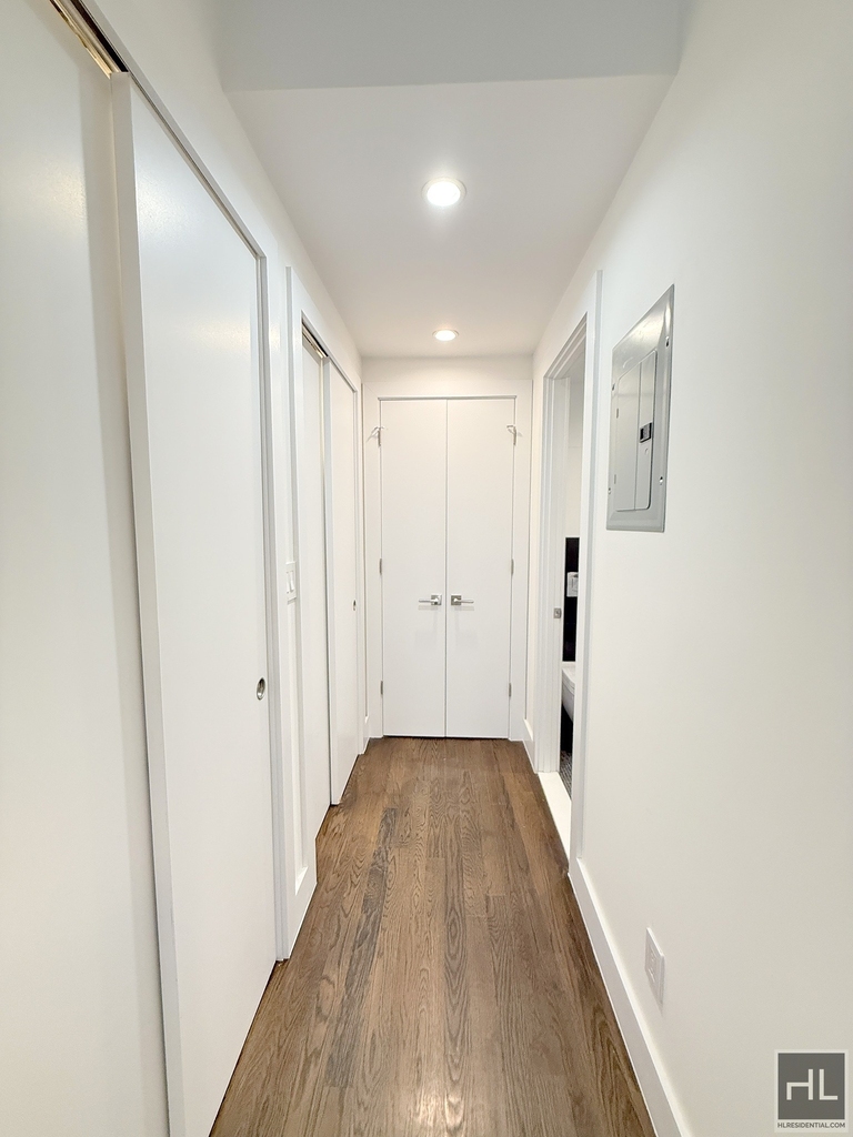 West End Avenue - Photo 5