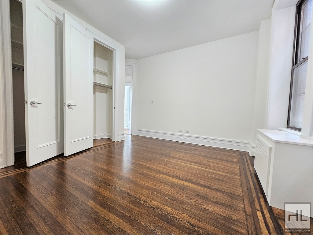 West 72 Street - Photo 2