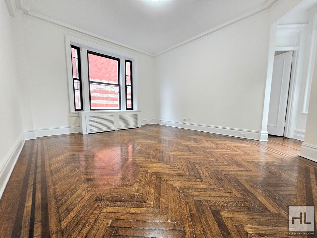 West 72 Street - Photo 0