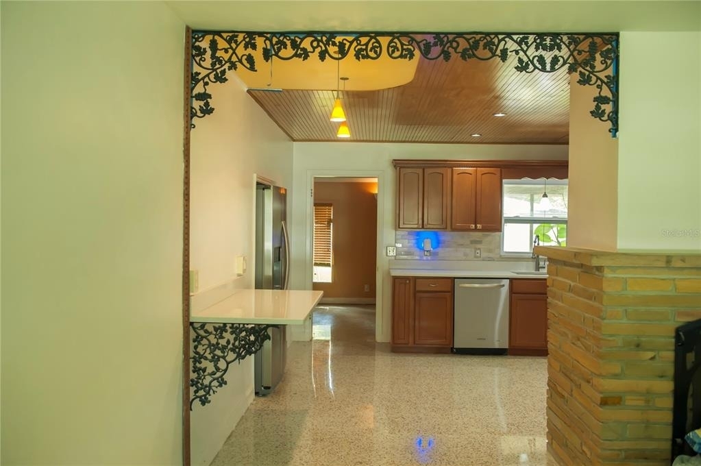 904 Brookside Drive - Photo 10