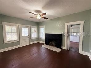 814 E Indiana Avenue - Photo 4