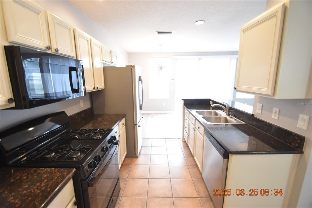 11509 Fountainhead Drive - Photo 18