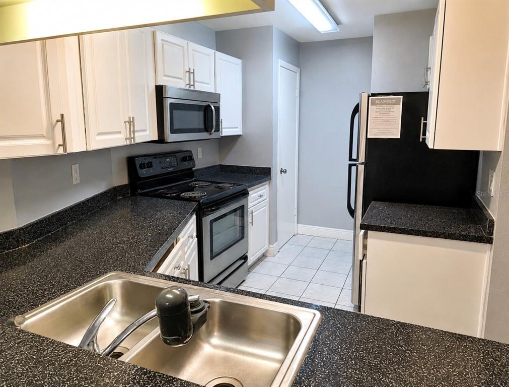 3961 Dream Oak Place - Photo 3