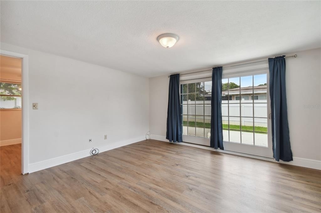 2111 Lanai Avenue - Photo 32